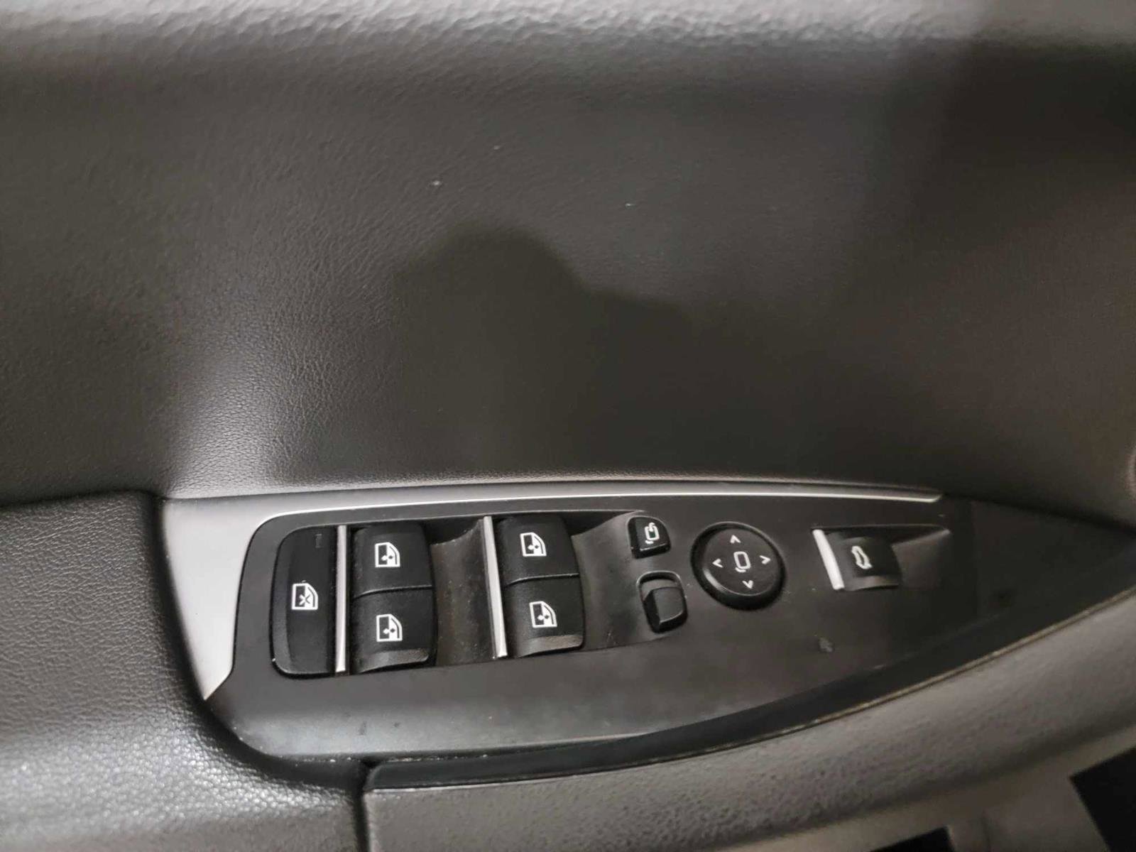 Used 2019 BMW X3 sDrive30i w/ Convenience Package image 12