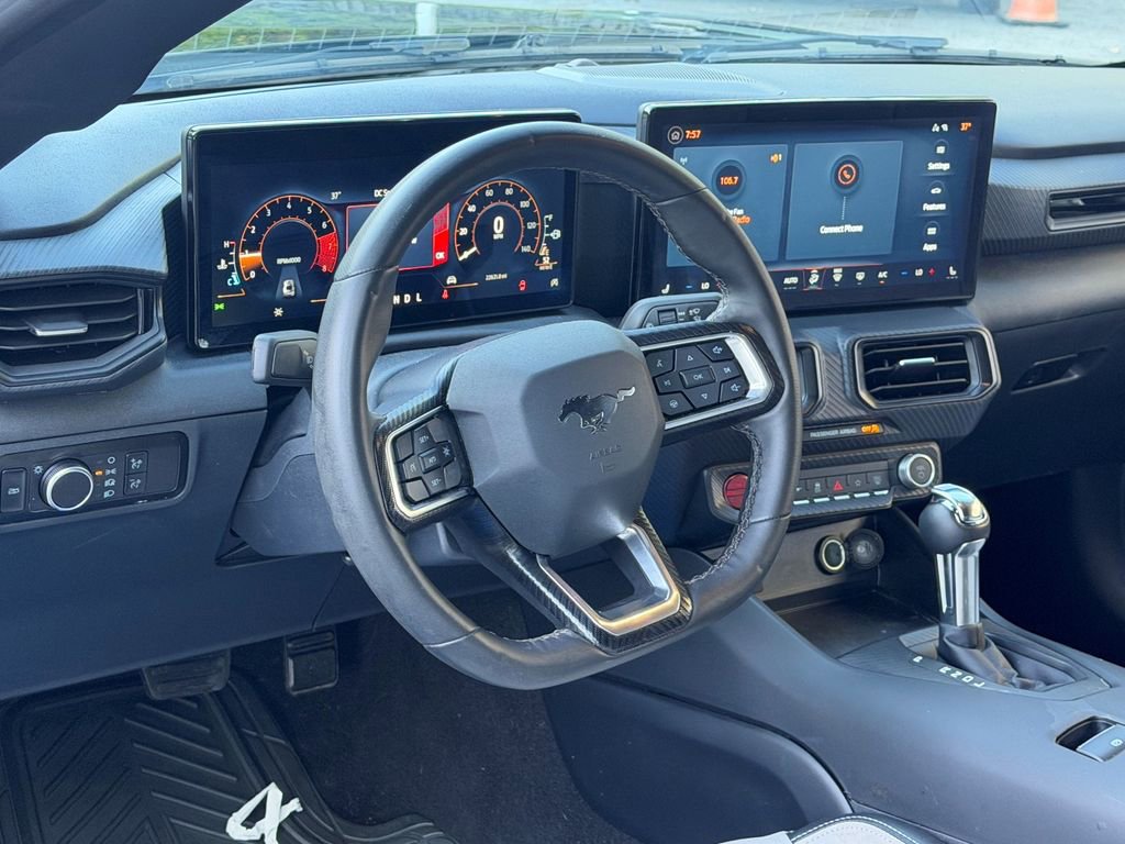 Used 2024 Ford Mustang Coupe RWD image 19