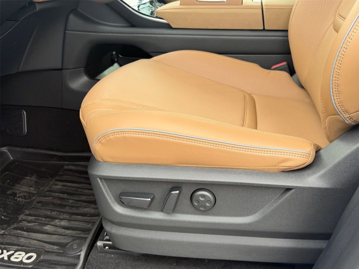 New 2026 INFINITI QX80 Luxe AWD/4WD image 15