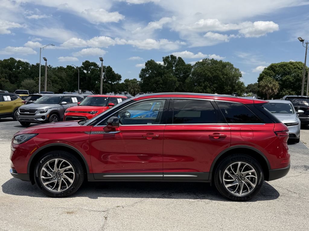Used 2021 Lincoln Corsair AWD w/ Equipment Group 101A image 8