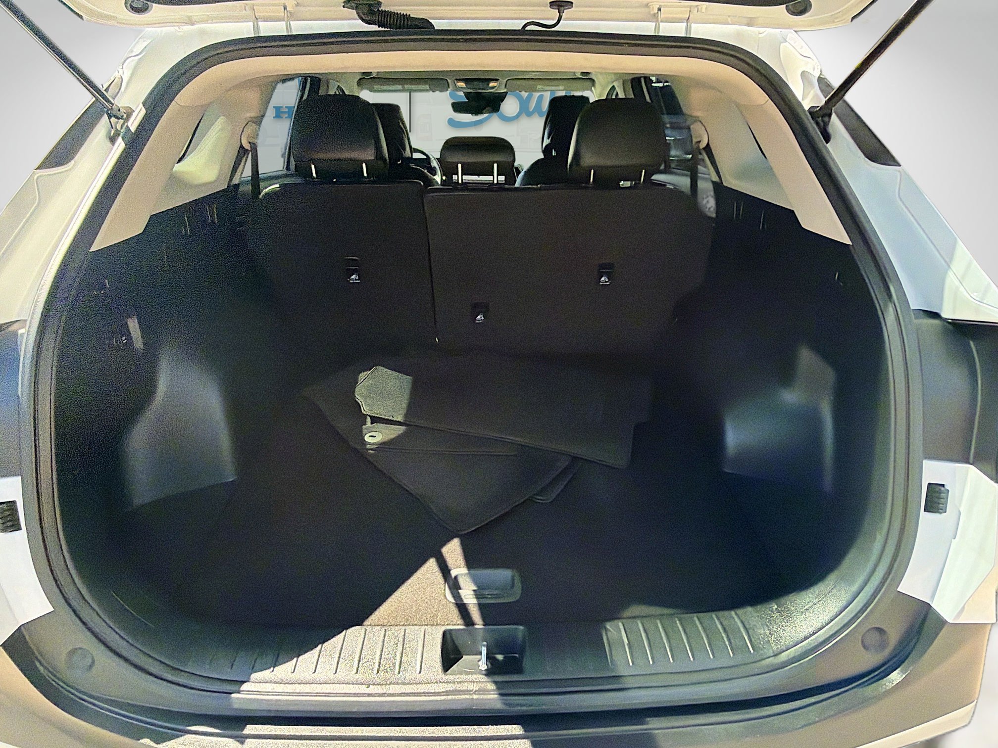 Used 2024 Kia Sportage EX image 27