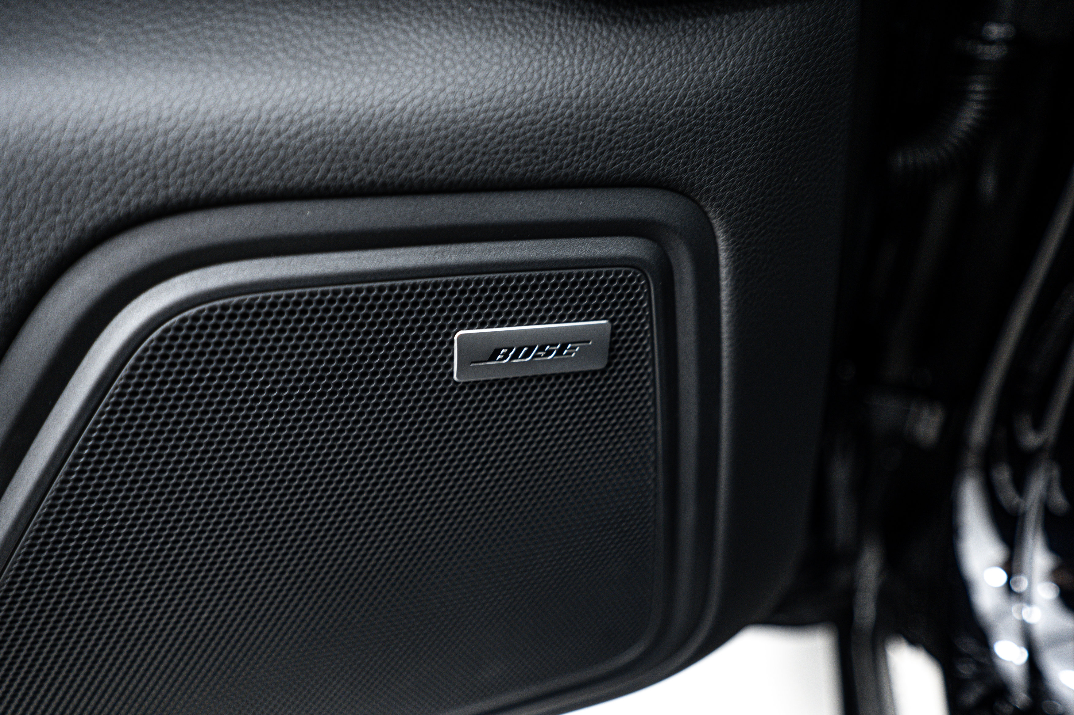 New 2025 Porsche Macan image 17