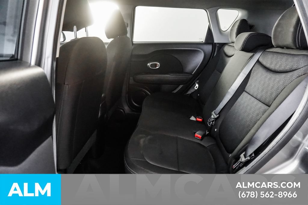 Used 2018 Kia Soul FWD image 17