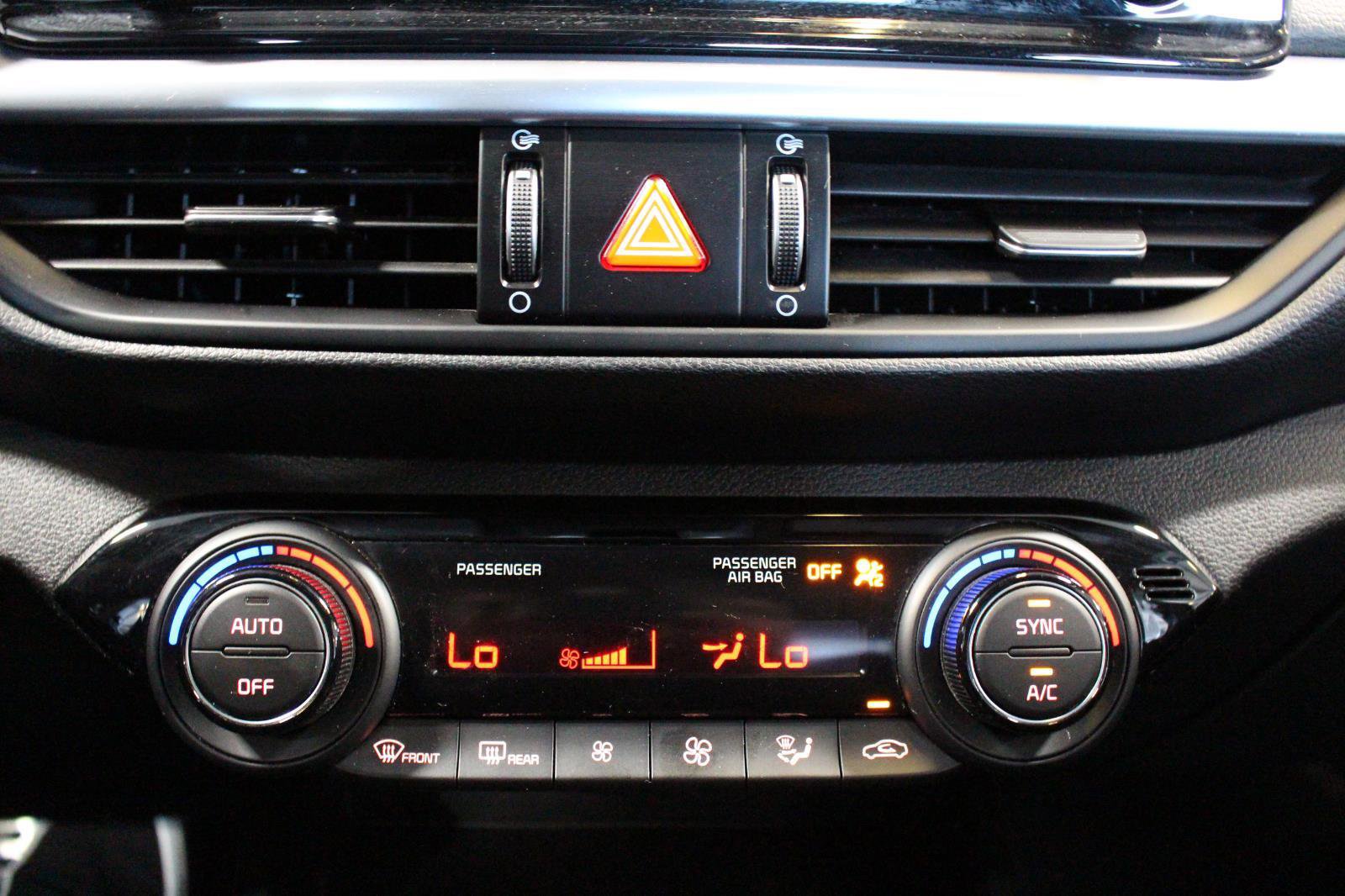 Certified 2023 Kia Forte GT-Line w/ GT-Line Technology Package image 23