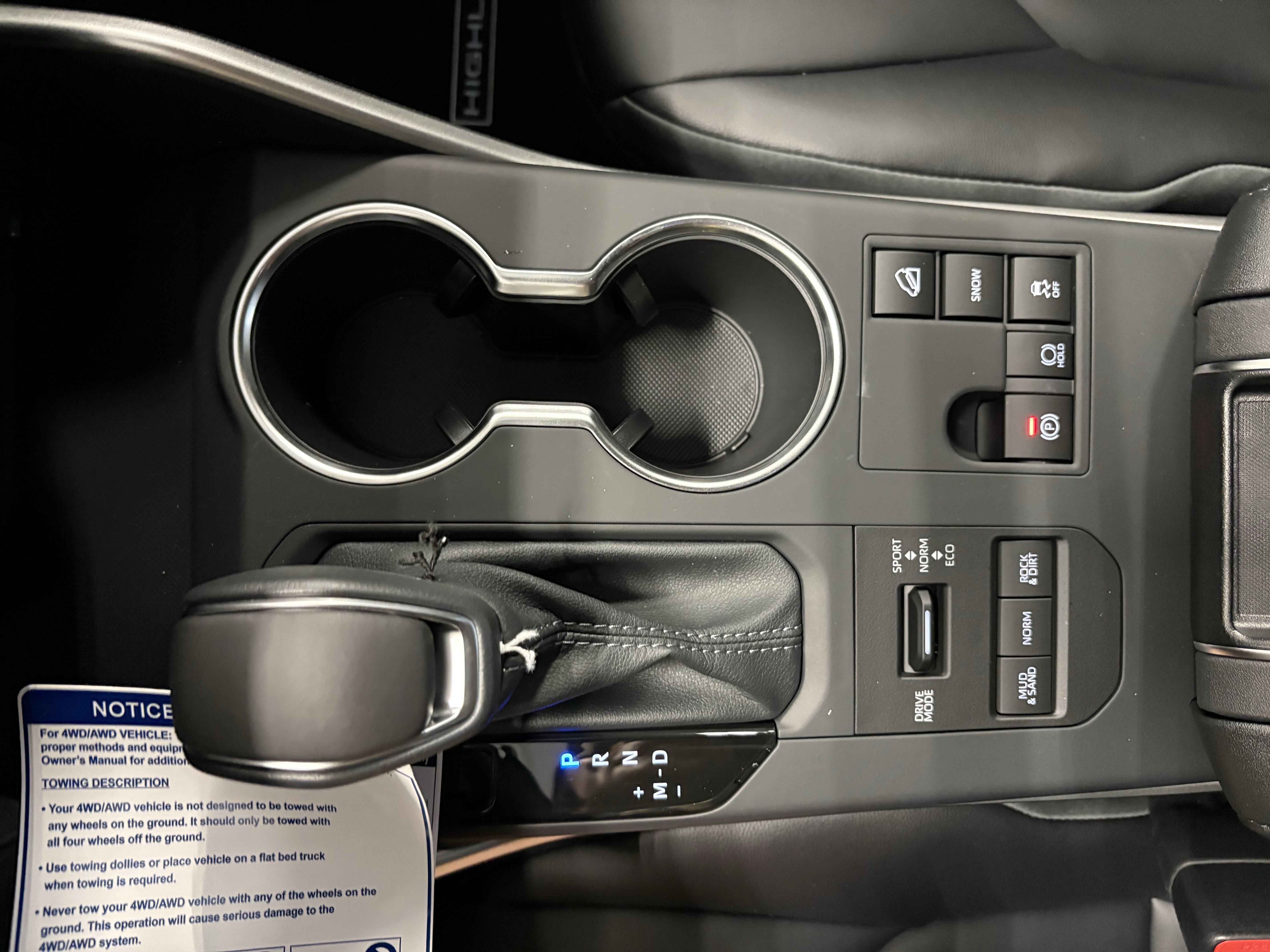 New 2026 Toyota Highlander XLE AWD/4WD image 18