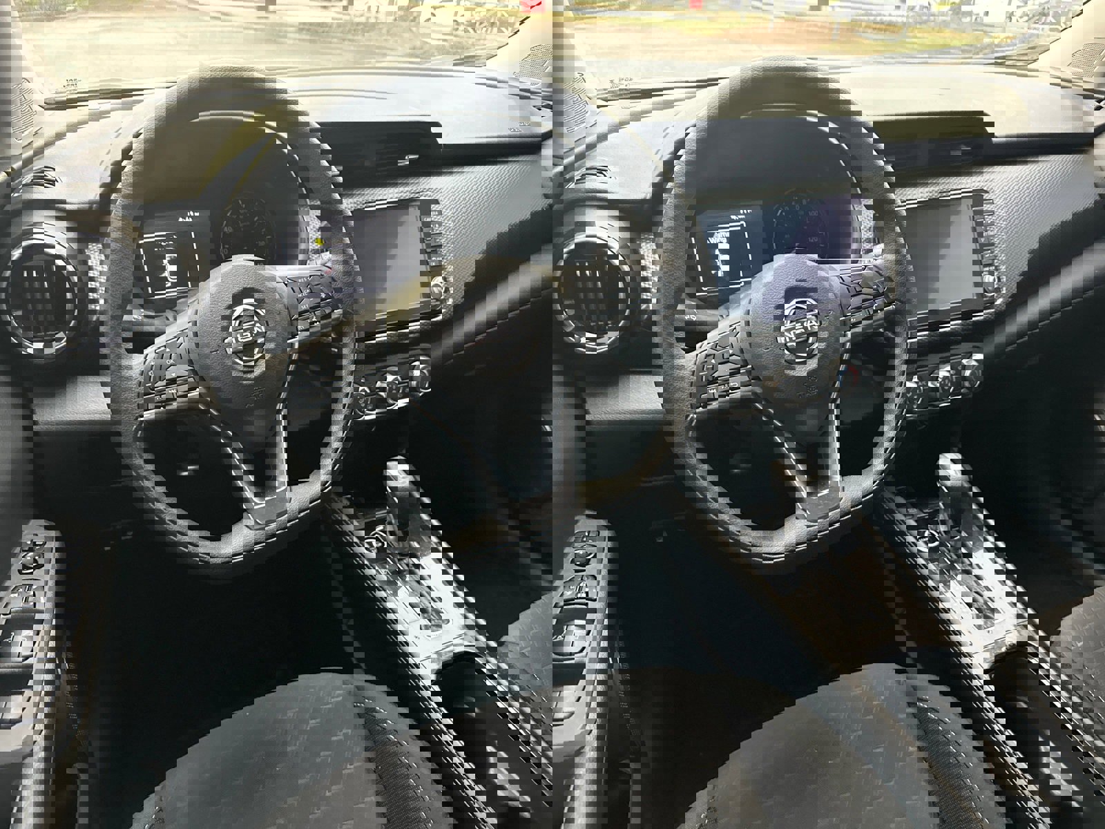 Used 2024 Nissan Kicks SV image 22