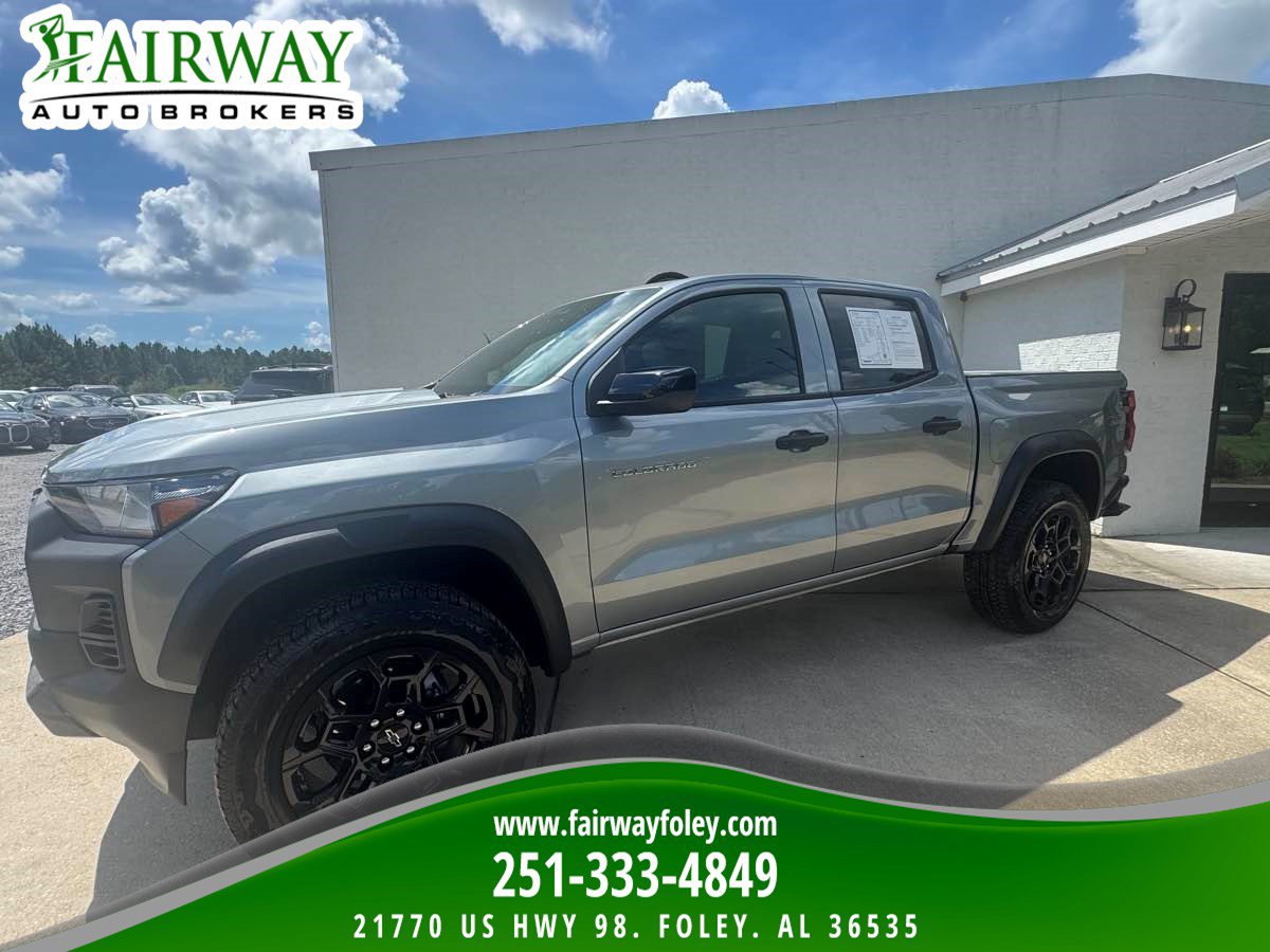 Used 2026 Chevrolet Colorado Trail Boss AWD/4WD image 1