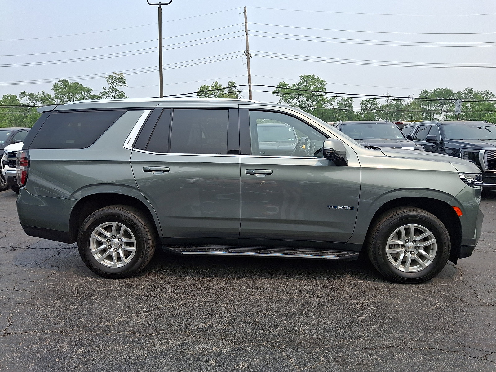 Used 2023 Chevrolet Tahoe LT w/ Luxury Package AWD/4WD image 7
