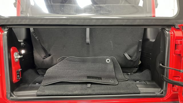 Used 2024 Jeep Wrangler Sport AWD/4WD image 26