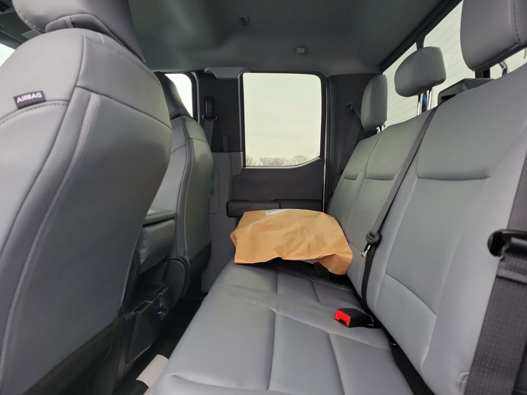 New 2026 Ford F450 XL w/ XL Chrome Package image 16