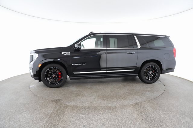 Used 2023 GMC Yukon XL Denali image 5