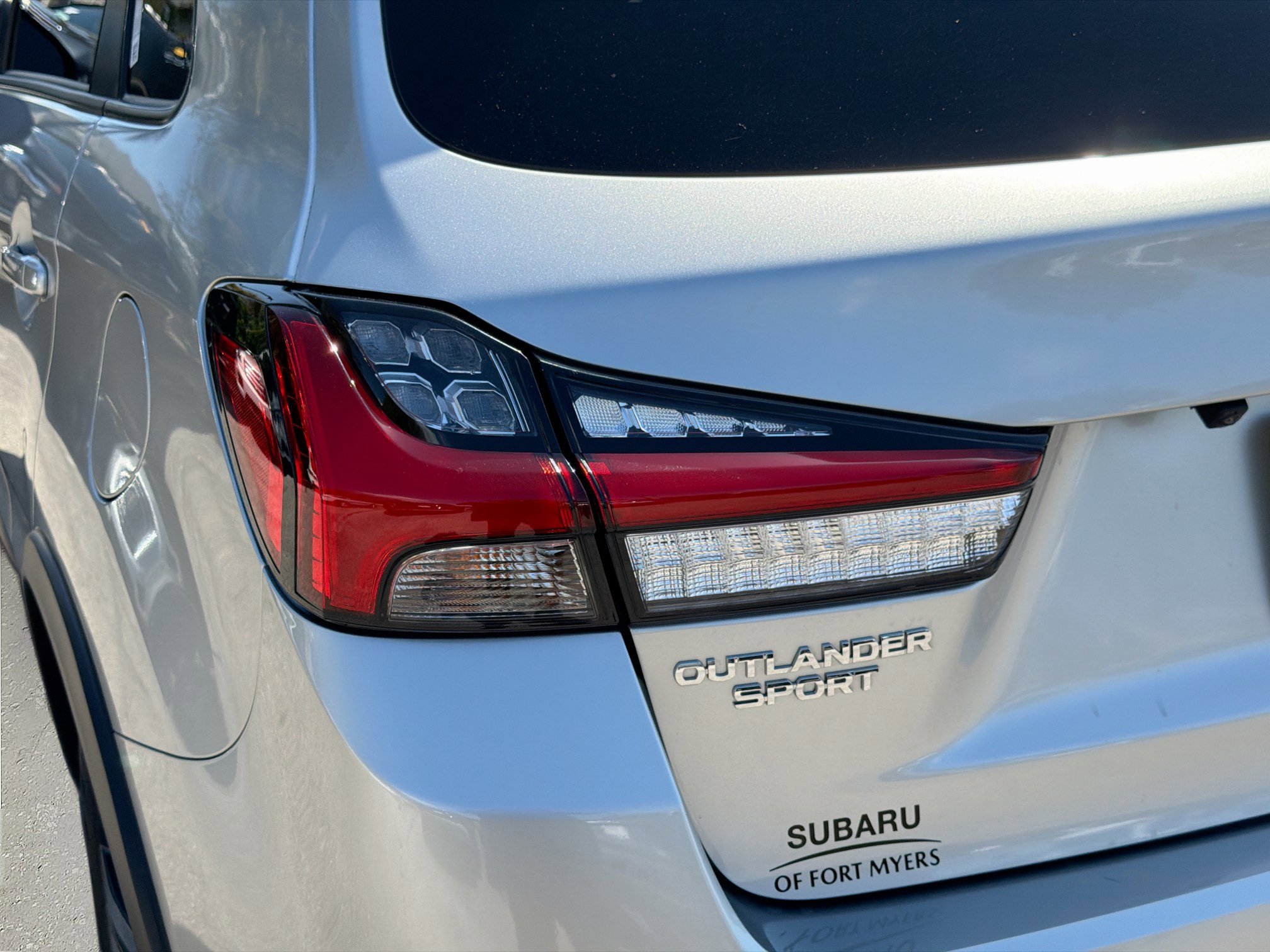 Used 2024 Mitsubishi Outlander Sport SE image 10