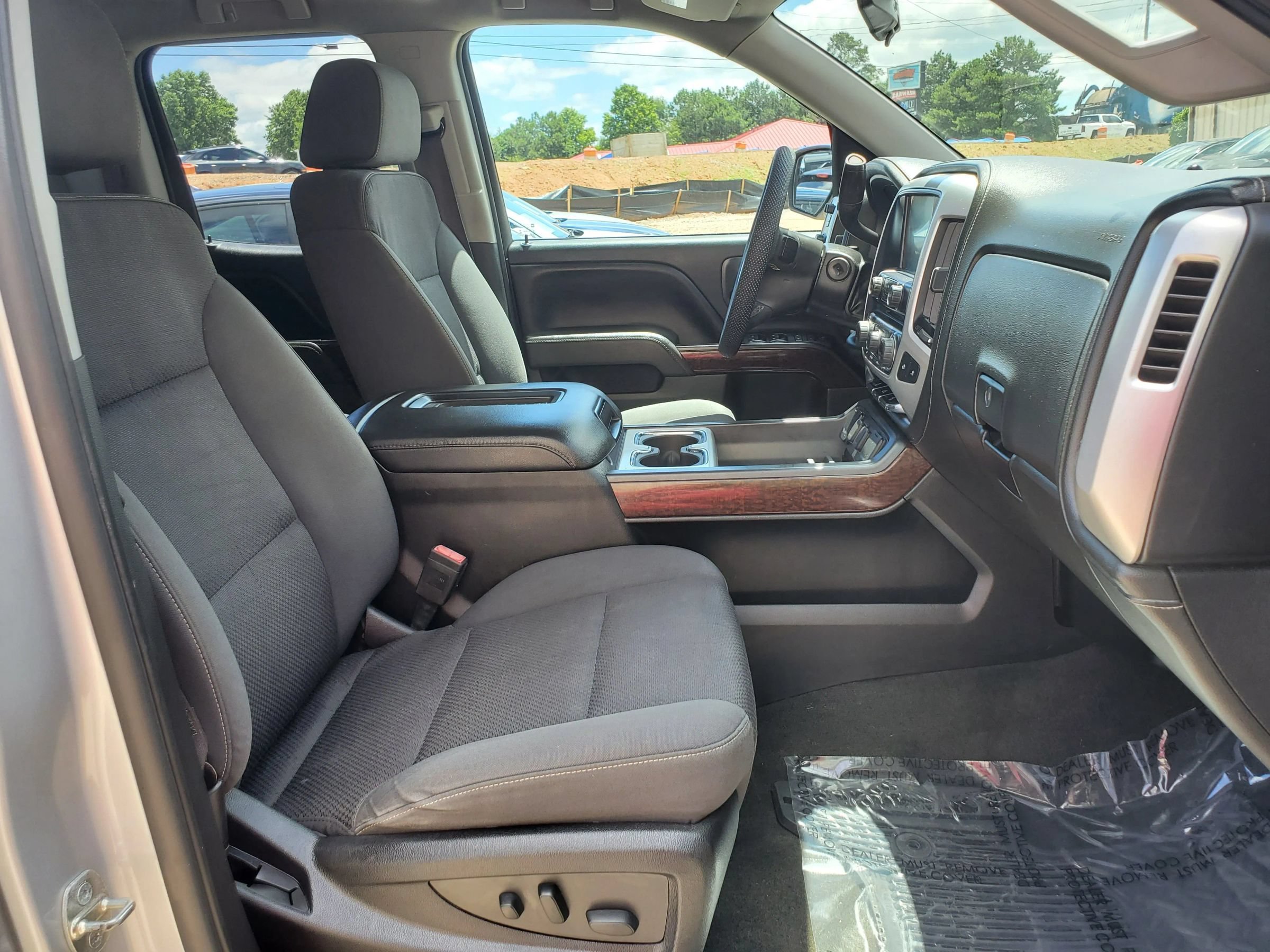 Used 2017 GMC Sierra 1500 SLE w/ SLE Value Package AWD/4WD image 29