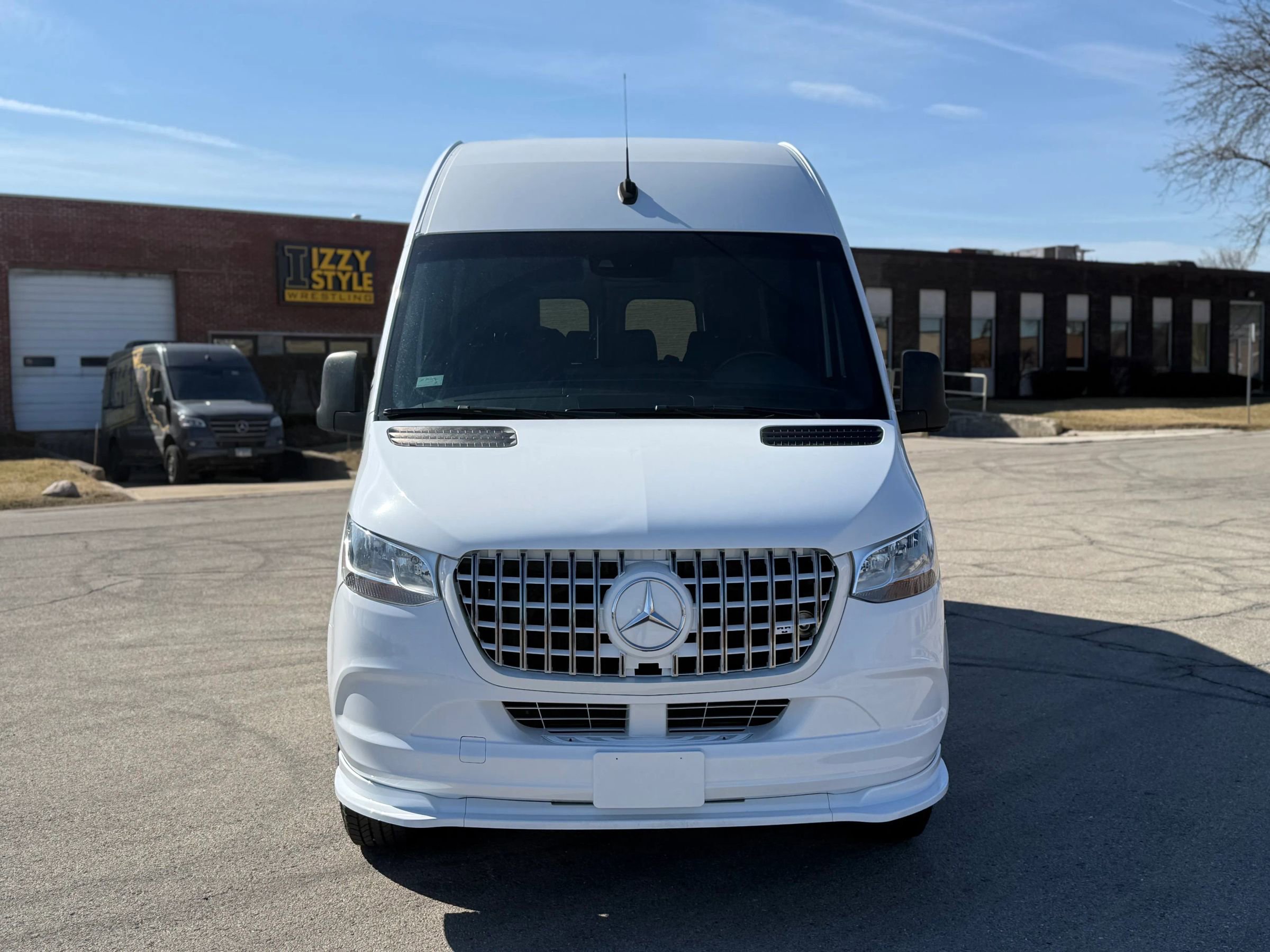 Used 2022 Mercedes-Benz Sprinter 2500 image 2