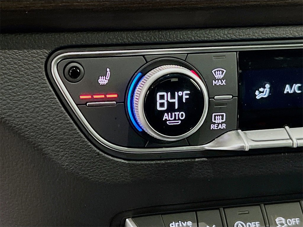 Used 2023 Audi Q5 2.0T Premium w/ Convenience Package image 19