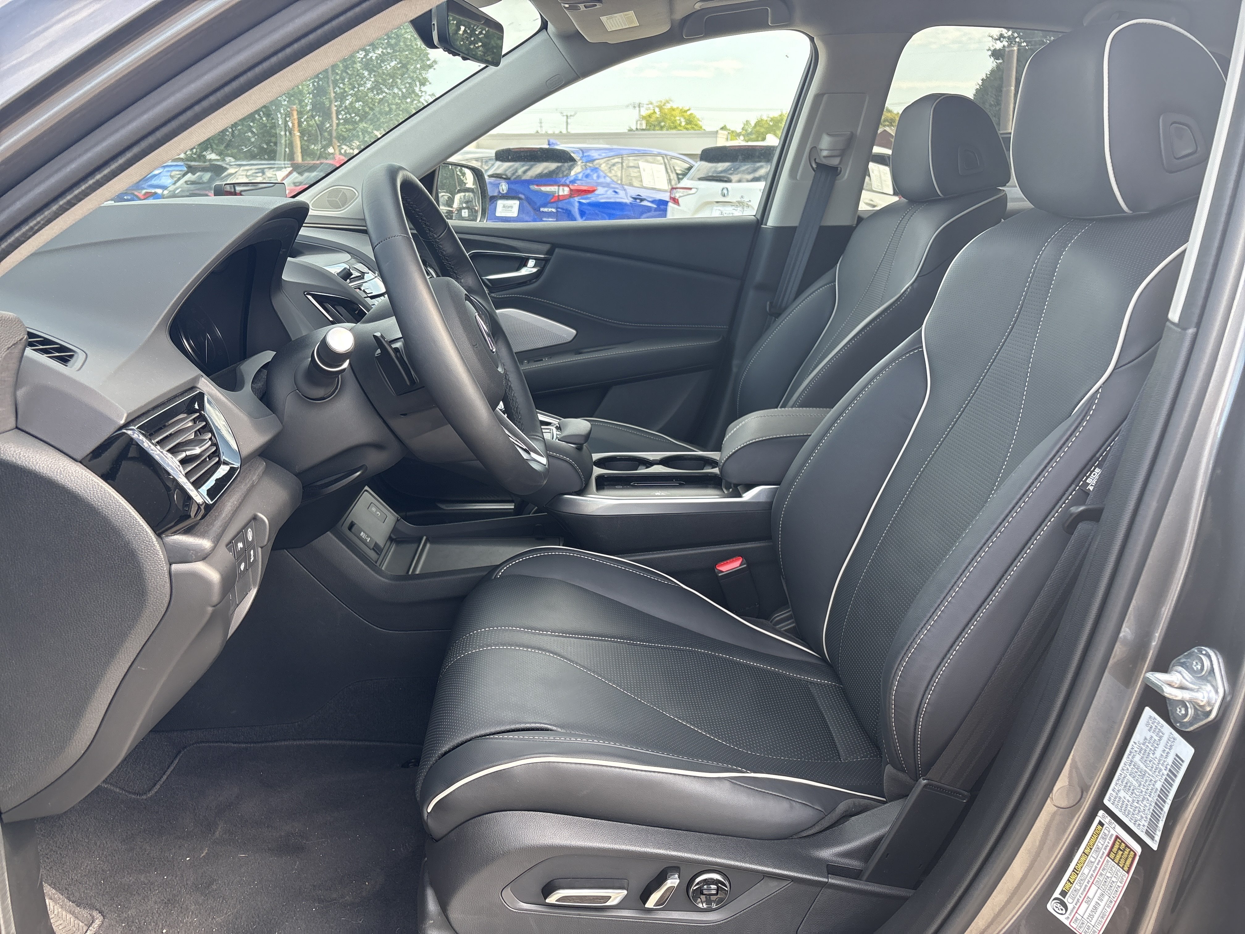 Used 2026 Acura RDX w/ Advance Package AWD/4WD image 5