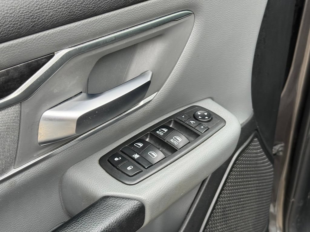 Used 2019 RAM 1500 Big Horn AWD/4WD image 13
