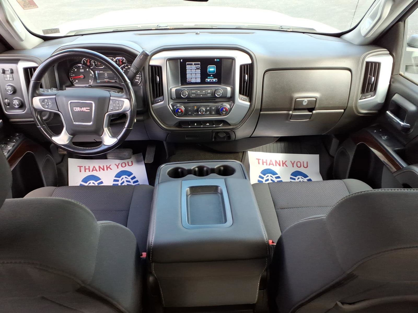 Used 2018 GMC Sierra 2500 SLE w/ HD SLE Preferred Plus Package AWD/4WD image 8