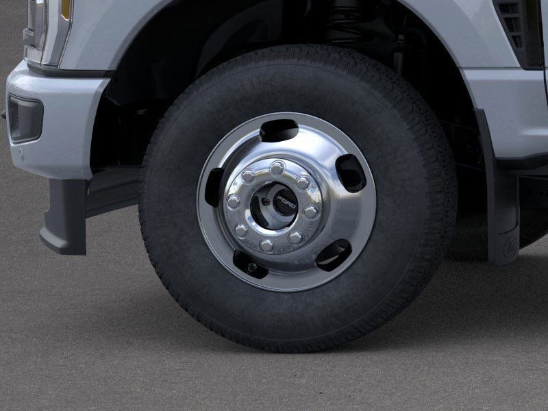 New 2026 Ford F350 4x4 Crew Cab DRW Super Duty image 49