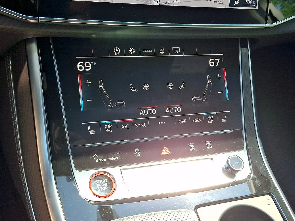Certified 2026 Audi SQ7 Premium Plus AWD/4WD image 16