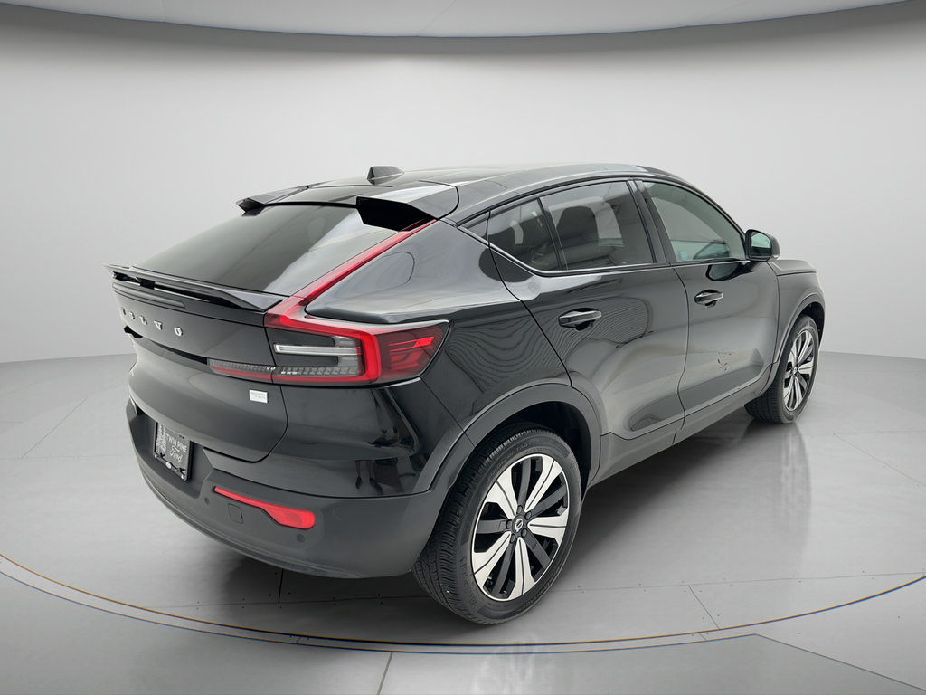 Used 2023 Volvo C40 Recharge Core AWD/4WD image 8