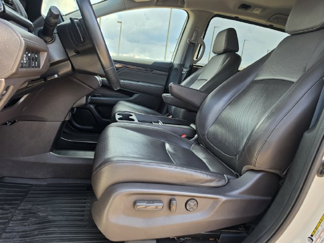 Used 2019 Honda Odyssey Elite image 11