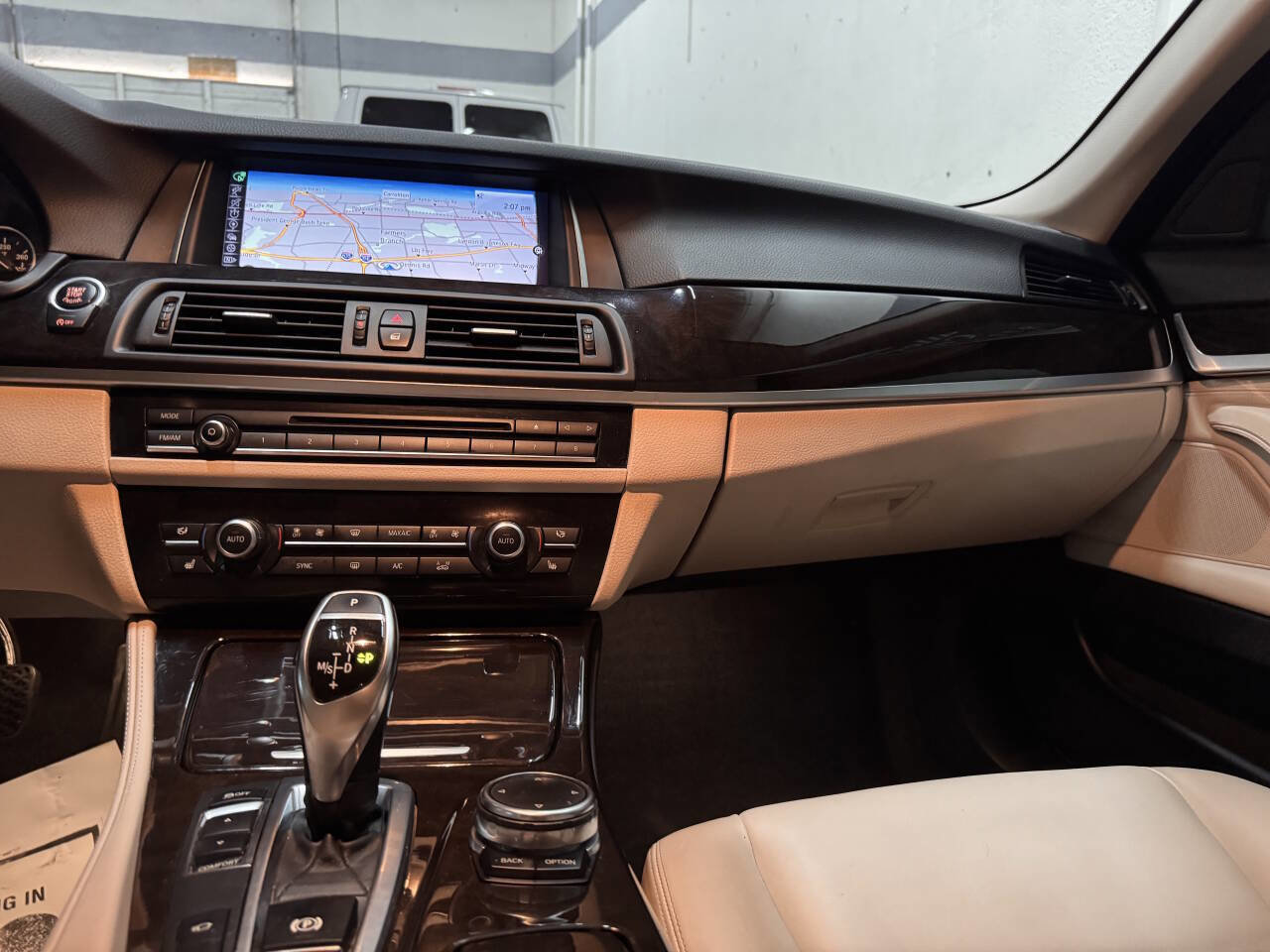 Used 2016 BMW 535i Sedan image 17