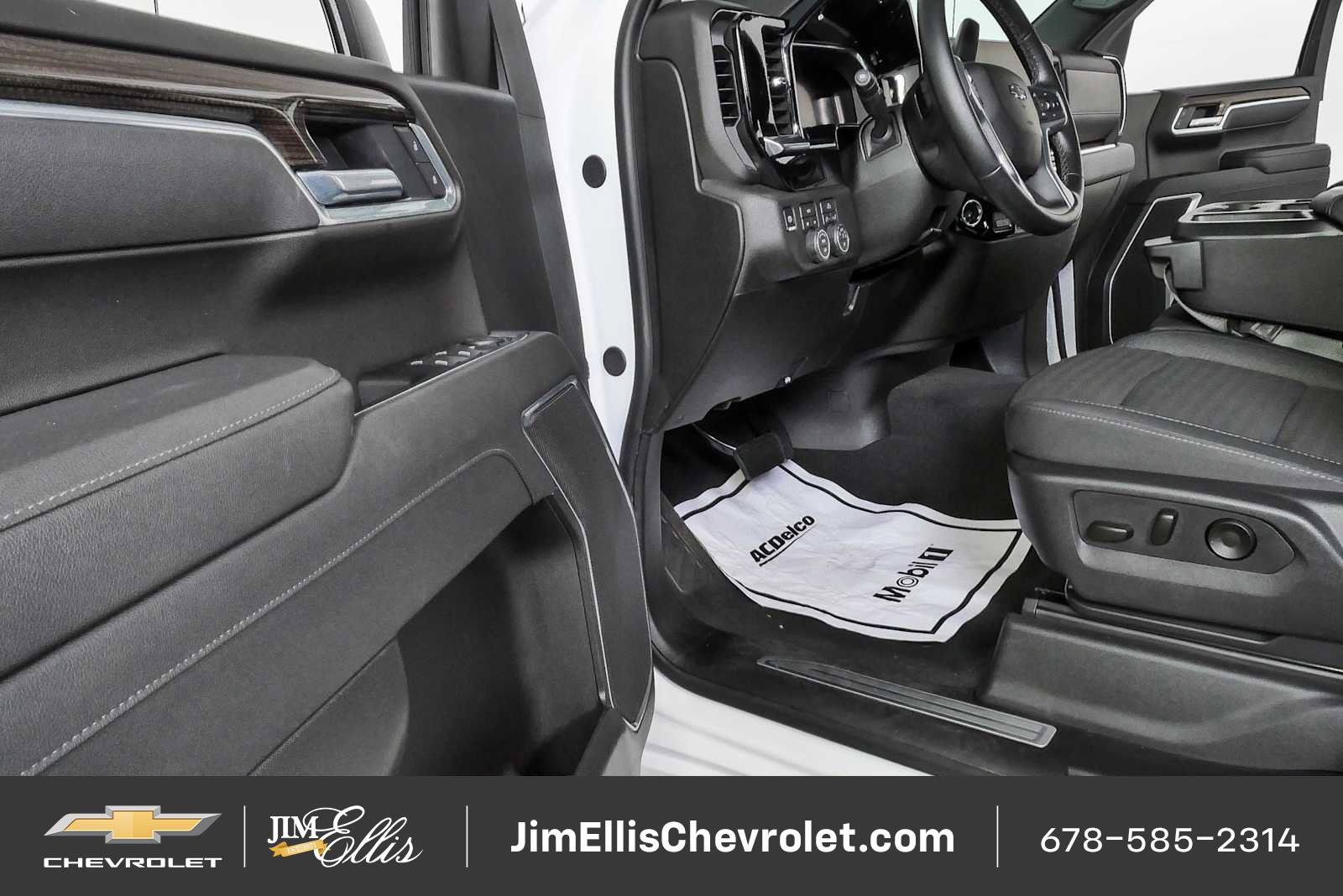 Certified 2026 Chevrolet Silverado 1500 RST AWD/4WD image 8
