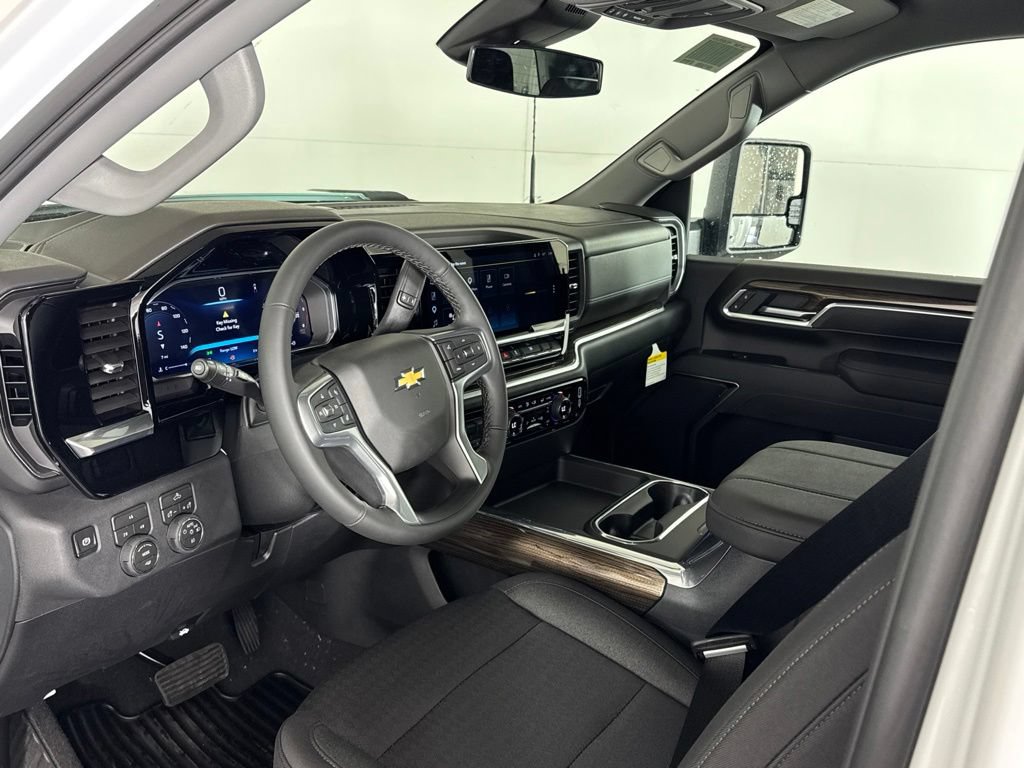 New 2026 Chevrolet Silverado 3500 LT AWD/4WD image 9