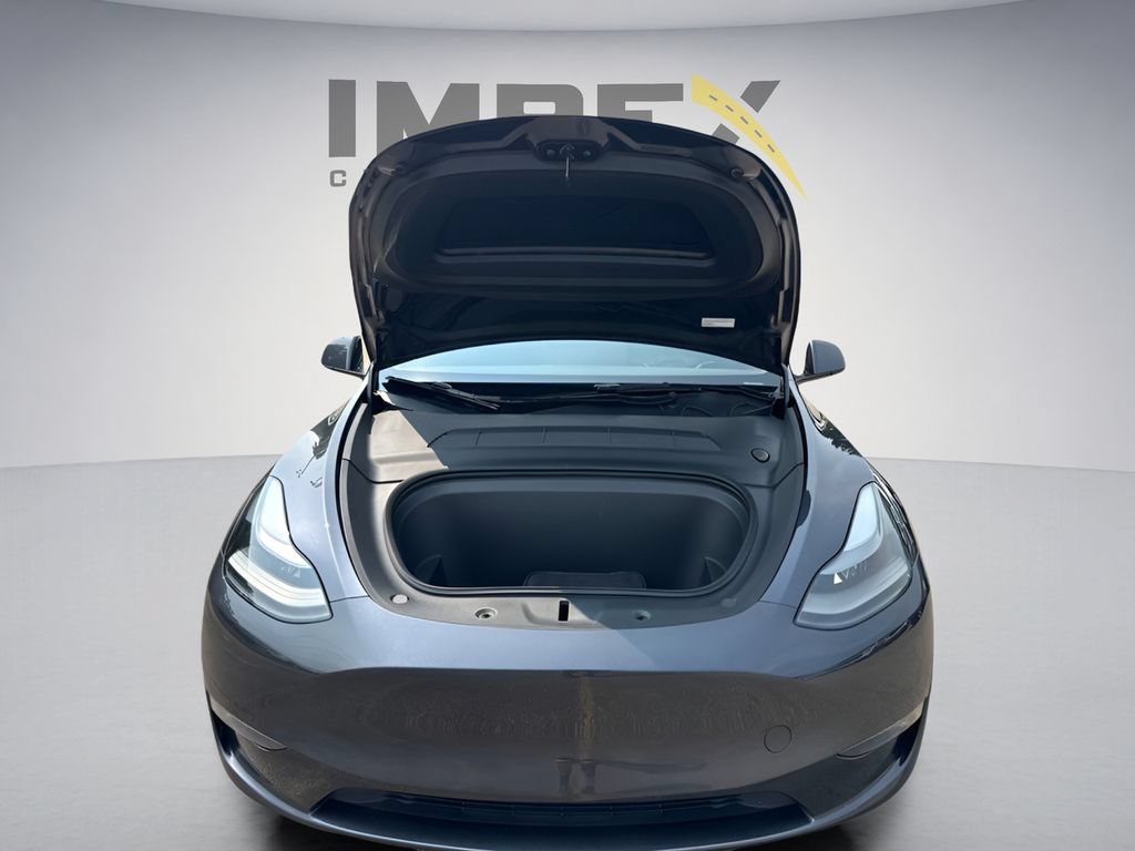 Used 2024 Tesla Model Y Long Range AWD/4WD image 30