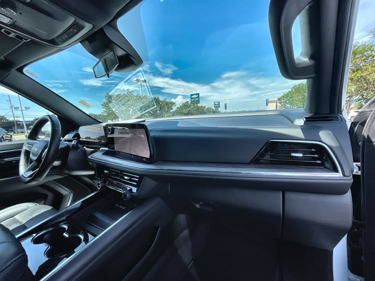 Used 2025 Chevrolet Tahoe LT RWD image 28