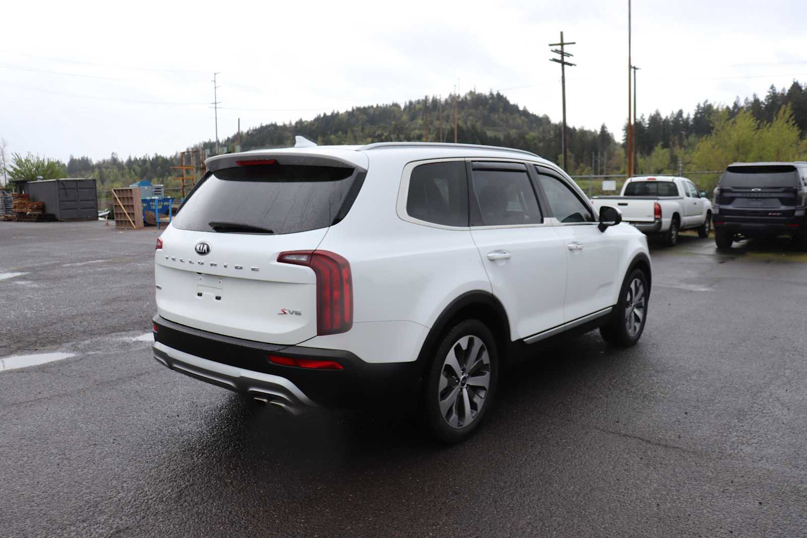 Used 2020 Kia Telluride S w/ S 8 Passenger Seating Package image 5