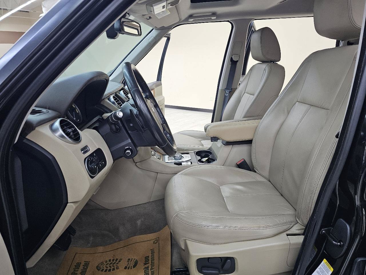 Used 2016 Land Rover LR4 HSE LUX AWD/4WD image 18