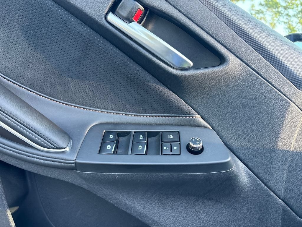 Used 2019 Toyota Avalon XSE w/ All Weather Liner Package FWD image 12