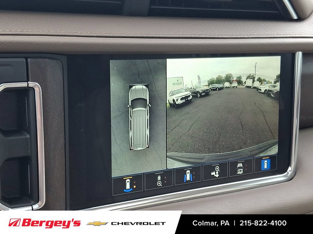 Used 2022 GMC Yukon XL Denali w/ Denali Ultimate Package AWD/4WD image 25