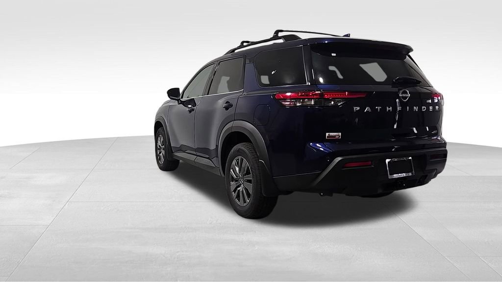 New 2025 Nissan Pathfinder SV image 3