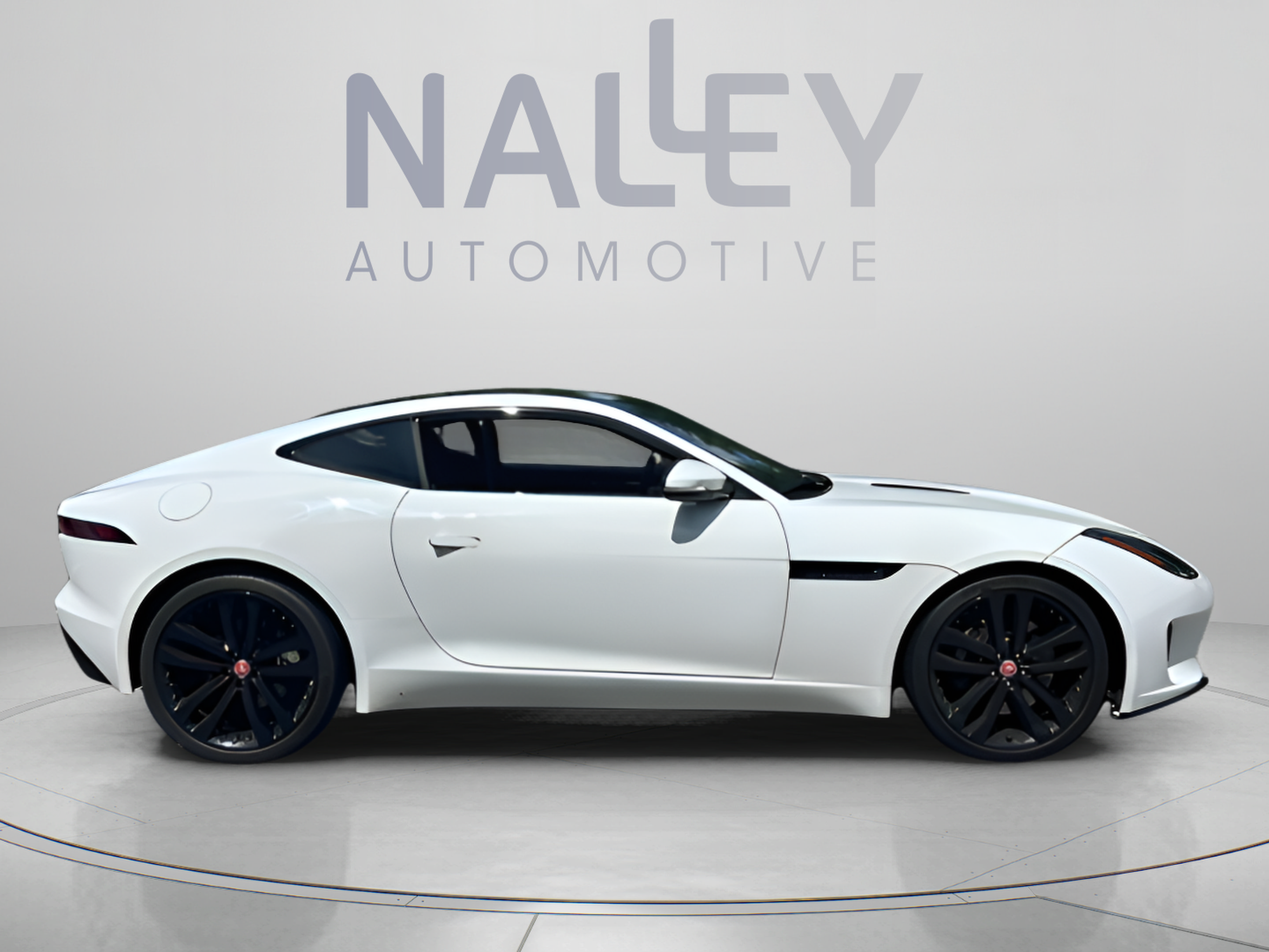 Used 2019 Jaguar F-TYPE Coupe RWD image 6