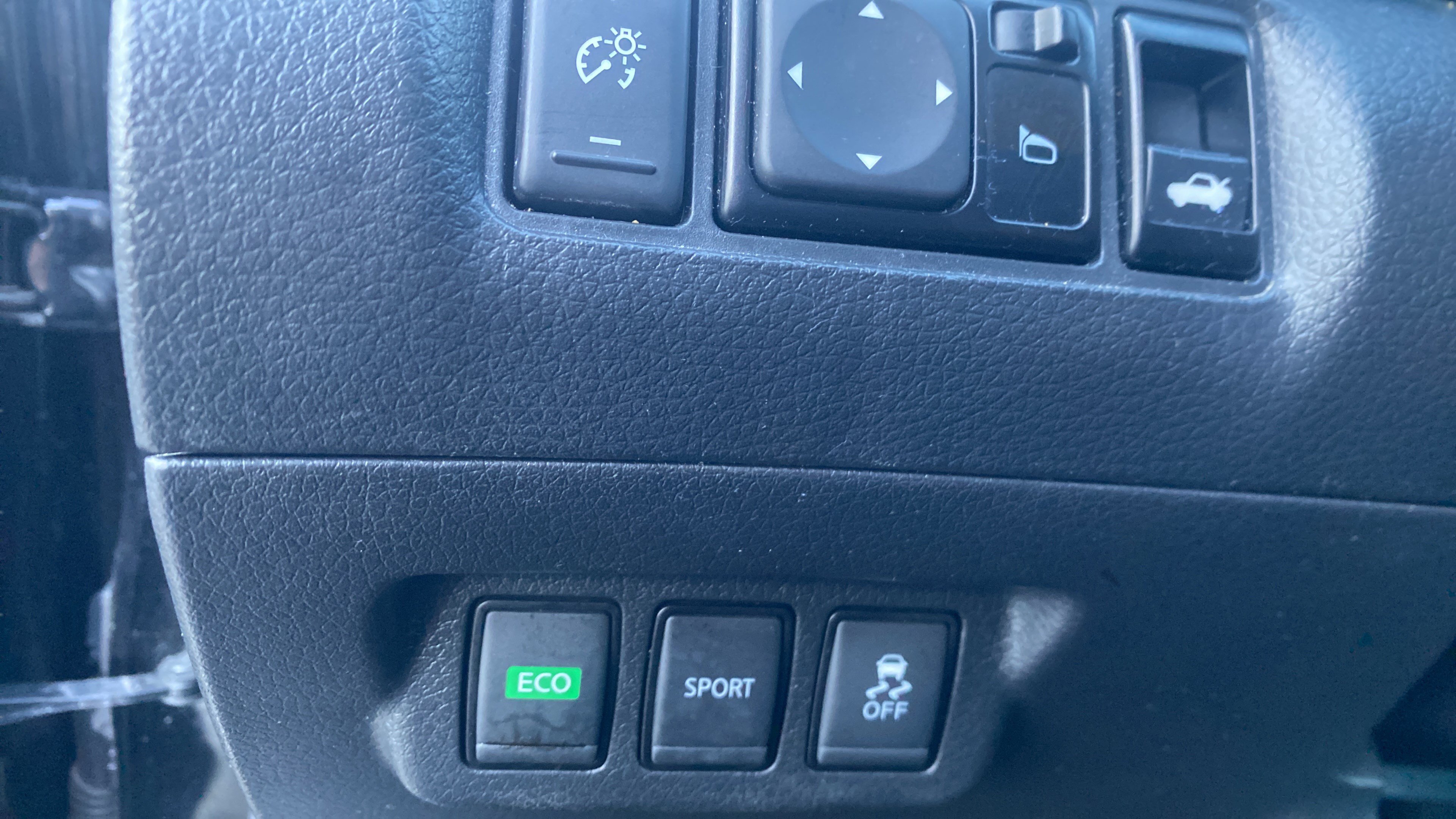 Used 2018 Nissan Sentra SV w/ Protection Package FWD image 22