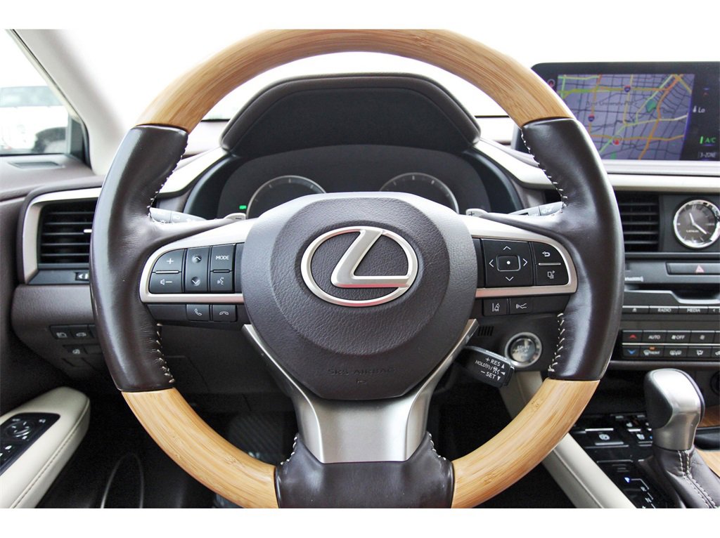 Used 2020 Lexus RX 350L FWD w/ Premium Package image 9