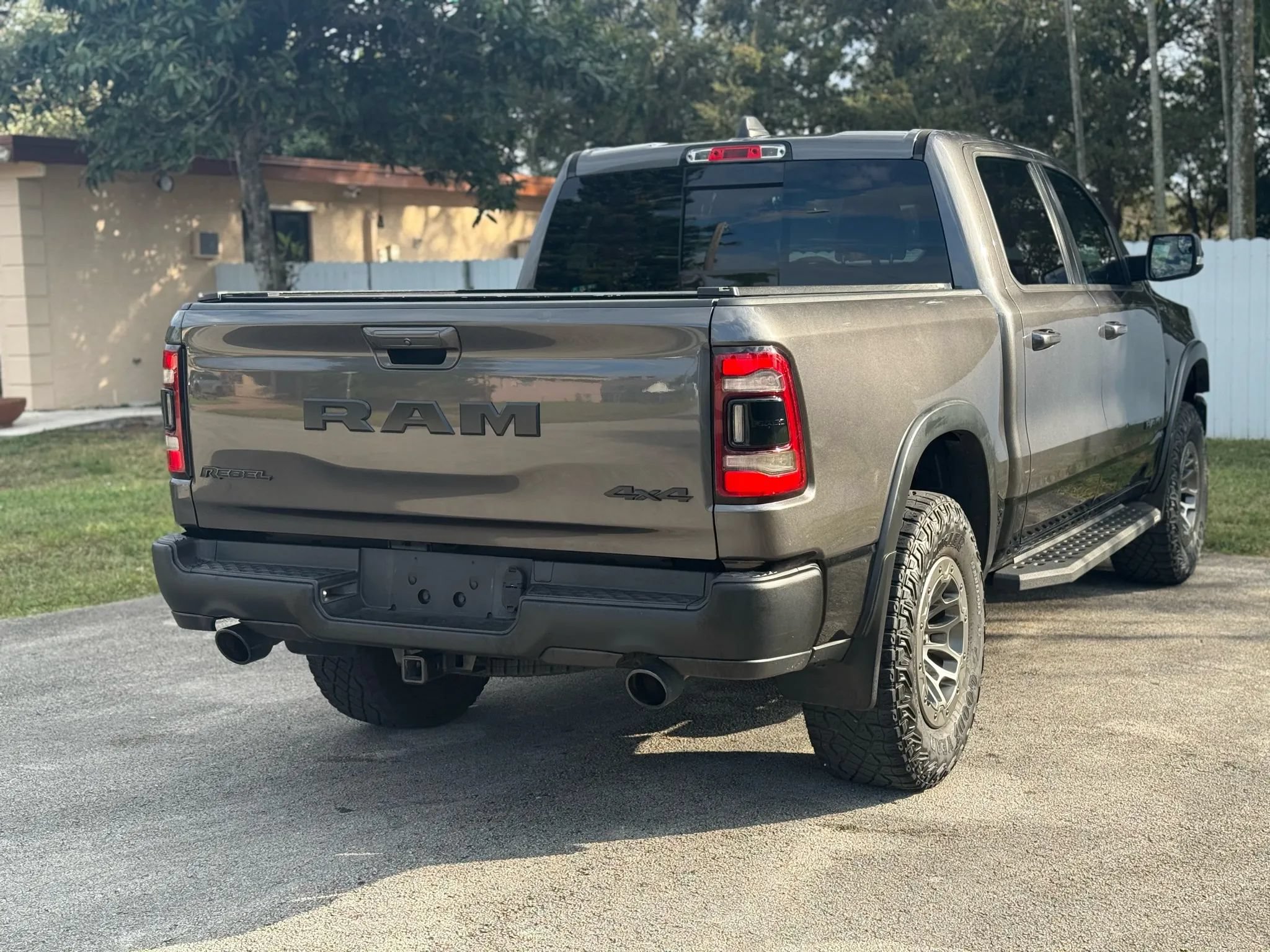 Used 2020 RAM 1500 Rebel w/ Rebel Level 1 Equipment Group AWD/4WD image 4