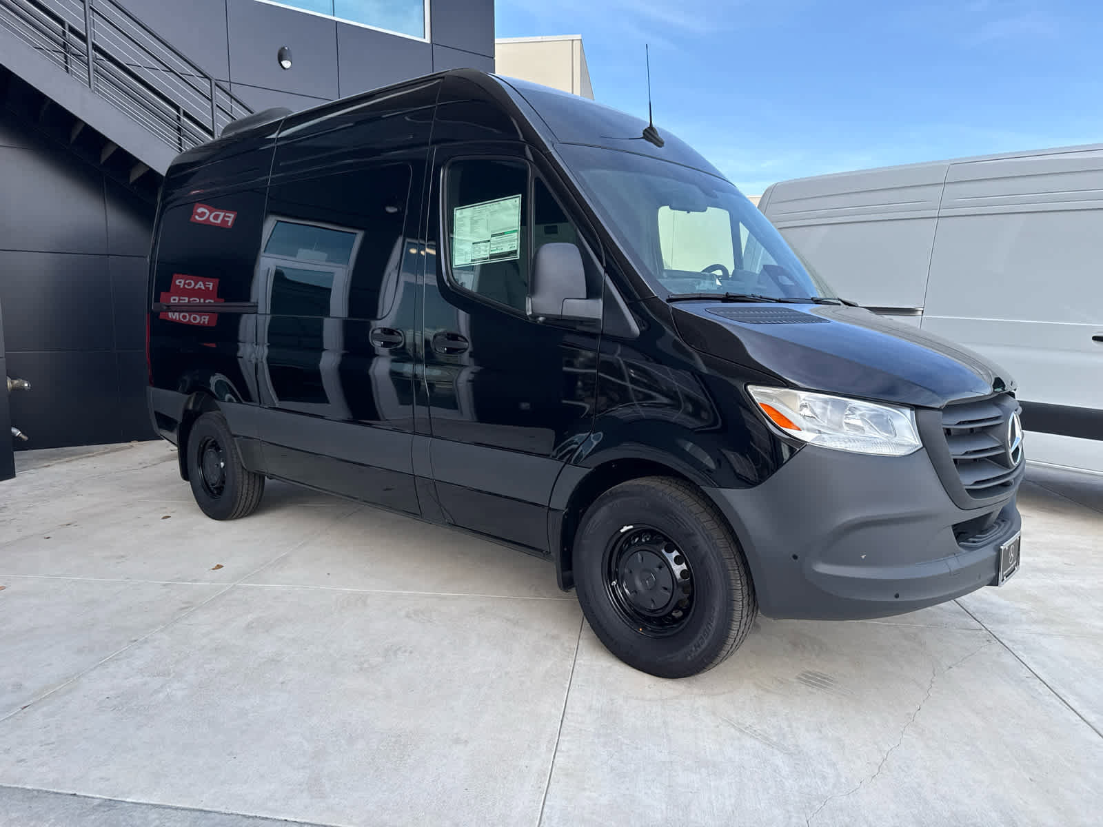 New 2025 Mercedes-Benz Sprinter 2500 image 3