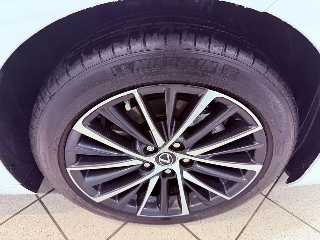 Certified 2025 Lexus ES 350 w/ Premium Package image 15