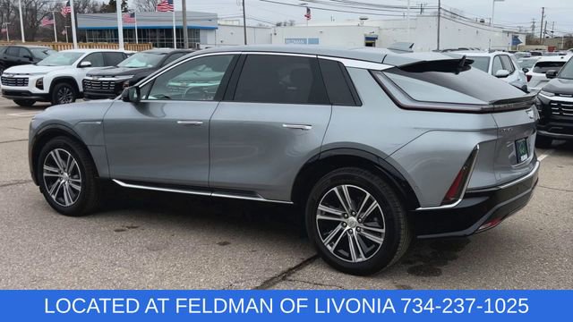 Used 2024 Cadillac Lyriq Luxury image 6