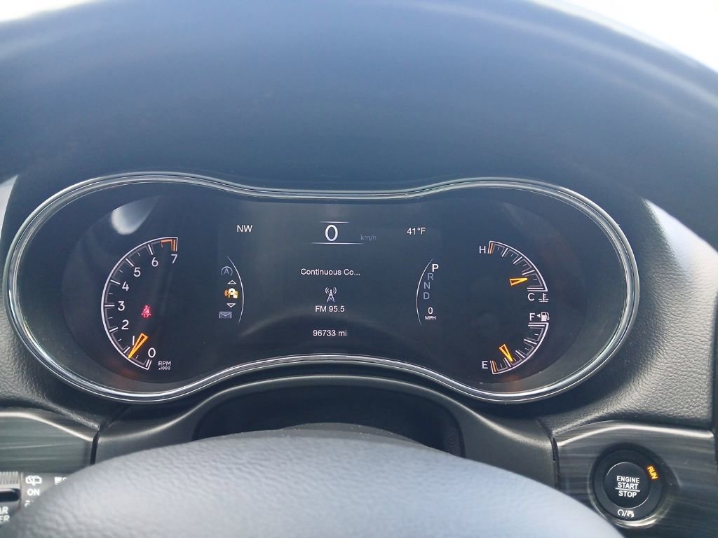 Used 2021 Jeep Grand Cherokee Limited w/ Premium Lighting Group image 16