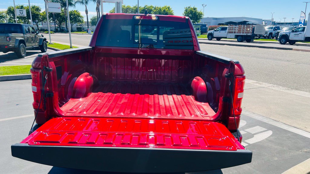 New 2026 RAM 1500 Big Horn AWD/4WD image 6