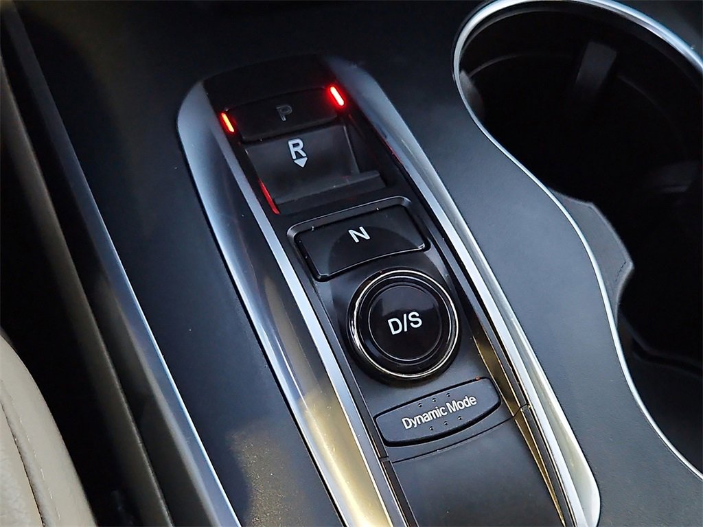 Used 2017 Acura MDX SH-AWD image 18