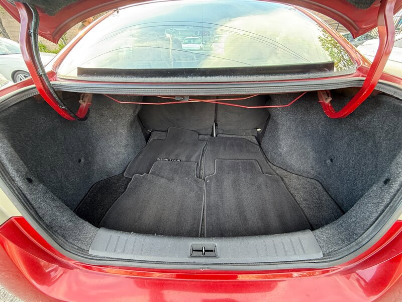 Used 2013 Nissan Sentra SR FWD image 10