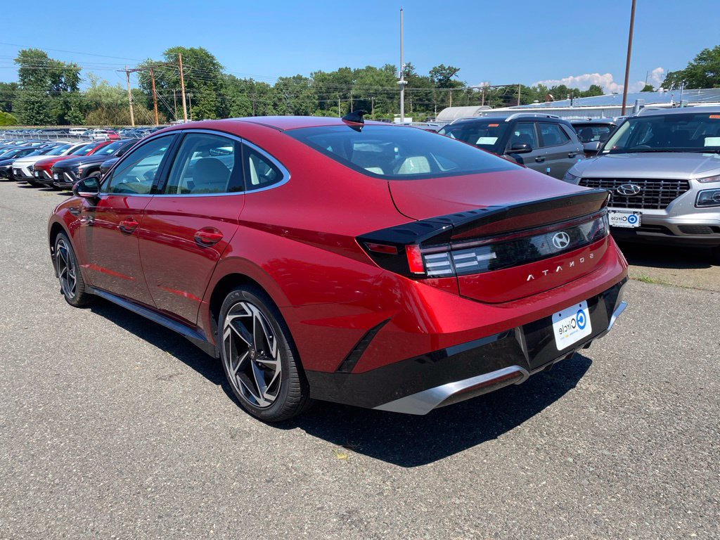 New 2026 Hyundai Sonata SEL FWD image 8