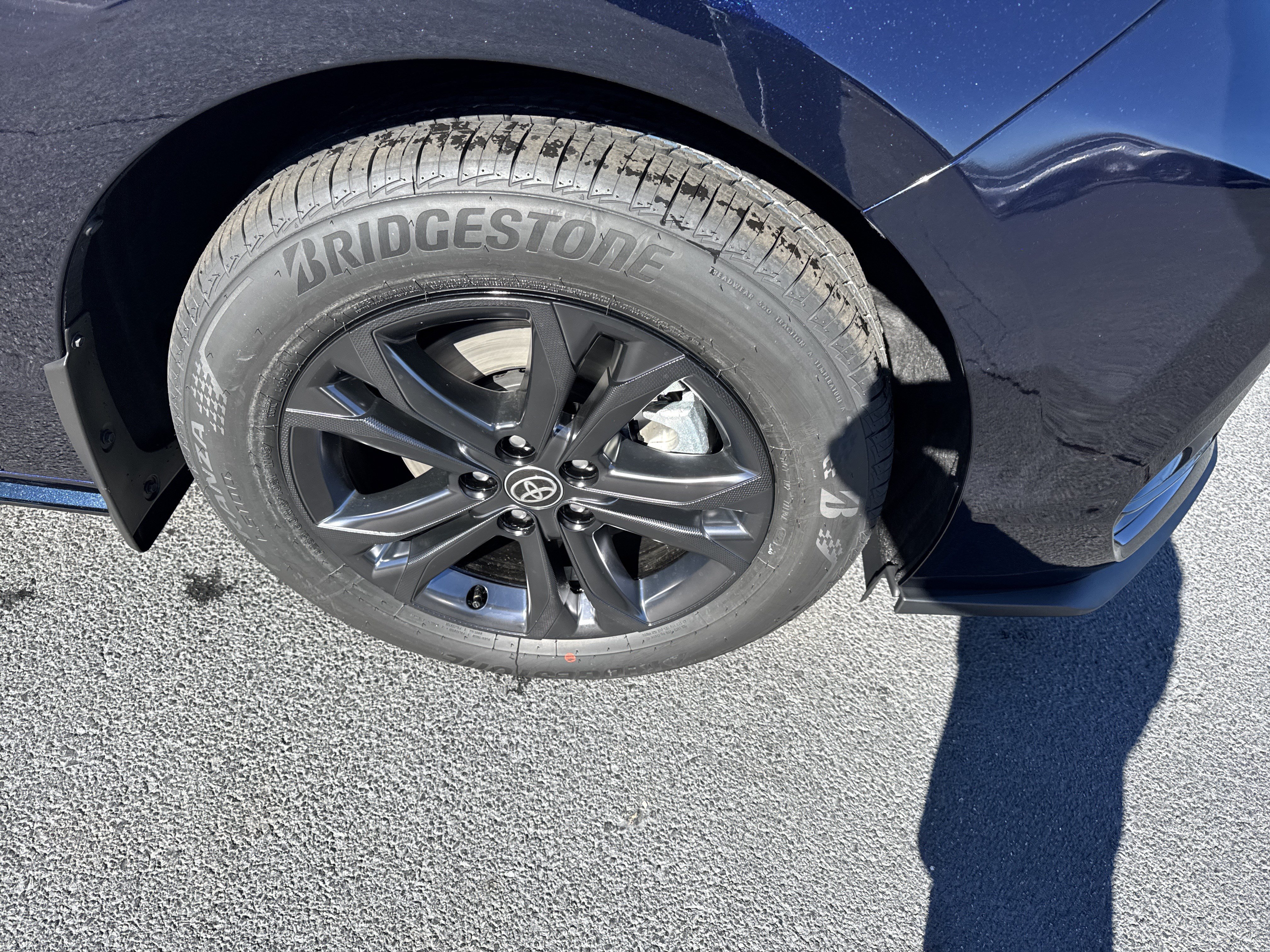 New 2026 Toyota Sienna XSE AWD/4WD image 10