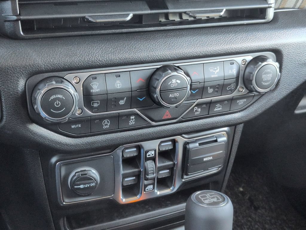 New 2026 Jeep Gladiator Sport AWD/4WD image 22